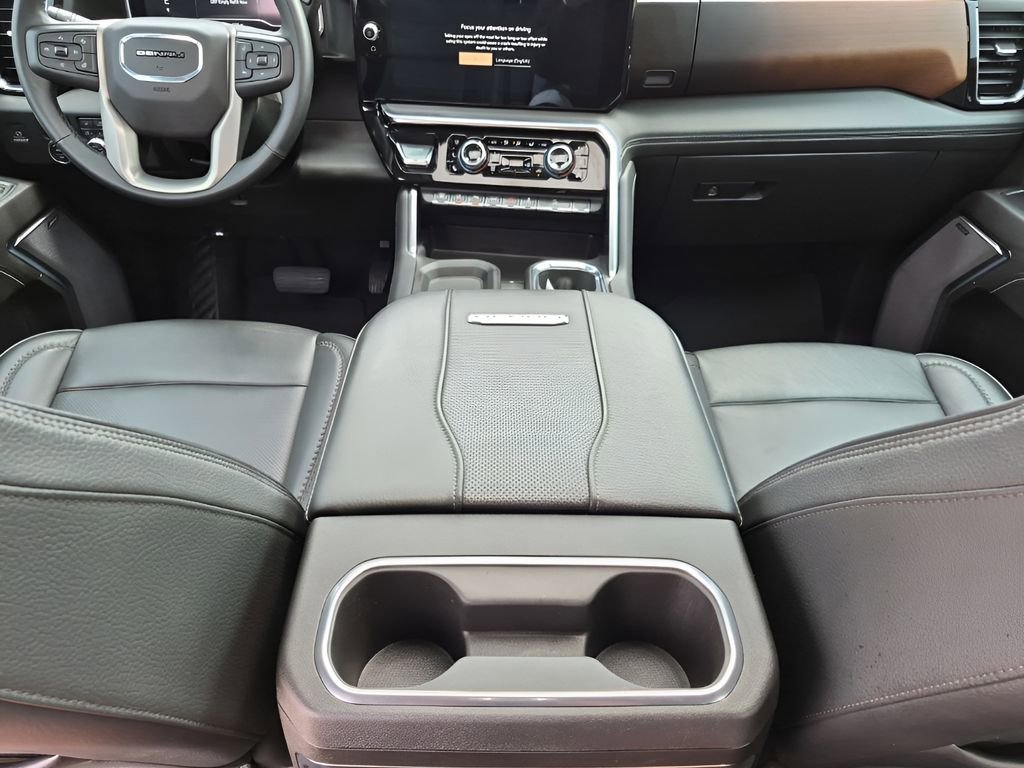 Used 2024 GMC Sierra 2500 Denali w/ Denali Reserve Package AWD/4WD image 23