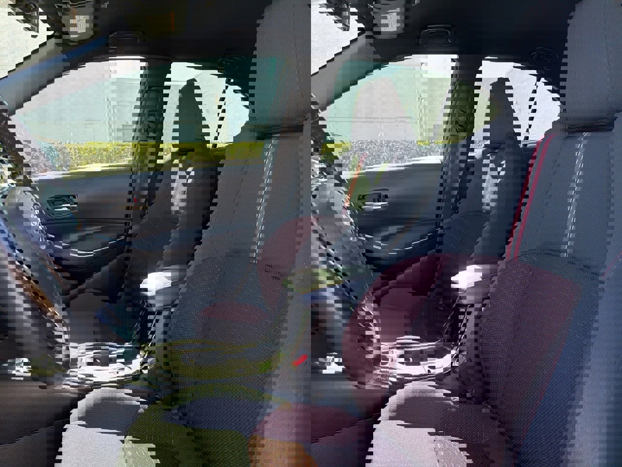 Used 2024 Toyota Corolla SE image 8