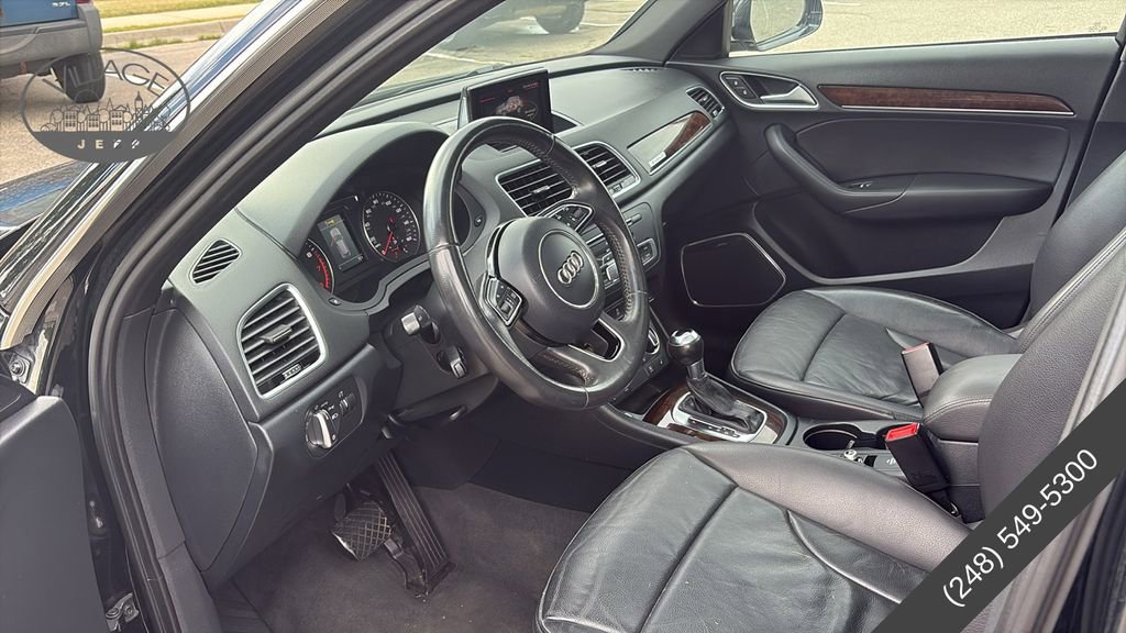 Used 2017 Audi Q3 2.0T Prestige w/ Prestige Package image 11