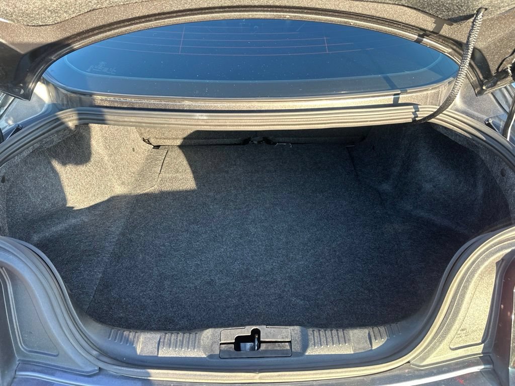 Used 2018 Ford Mustang GT Premium RWD image 17