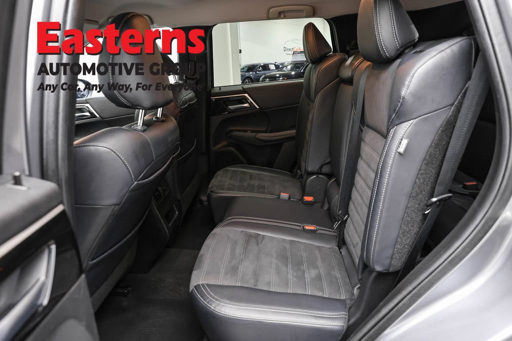 Used 2024 Mitsubishi Outlander SE AWD/4WD image 22