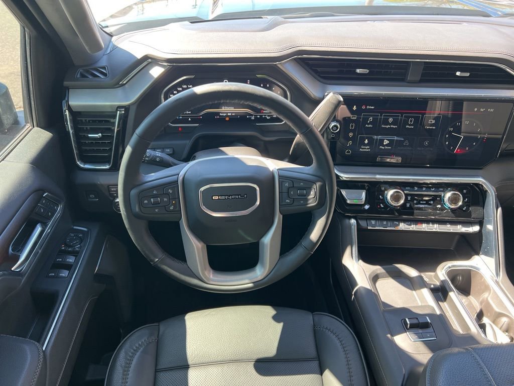 Used 2025 GMC Sierra 2500 Denali w/ Denali Reserve Package AWD/4WD image 27