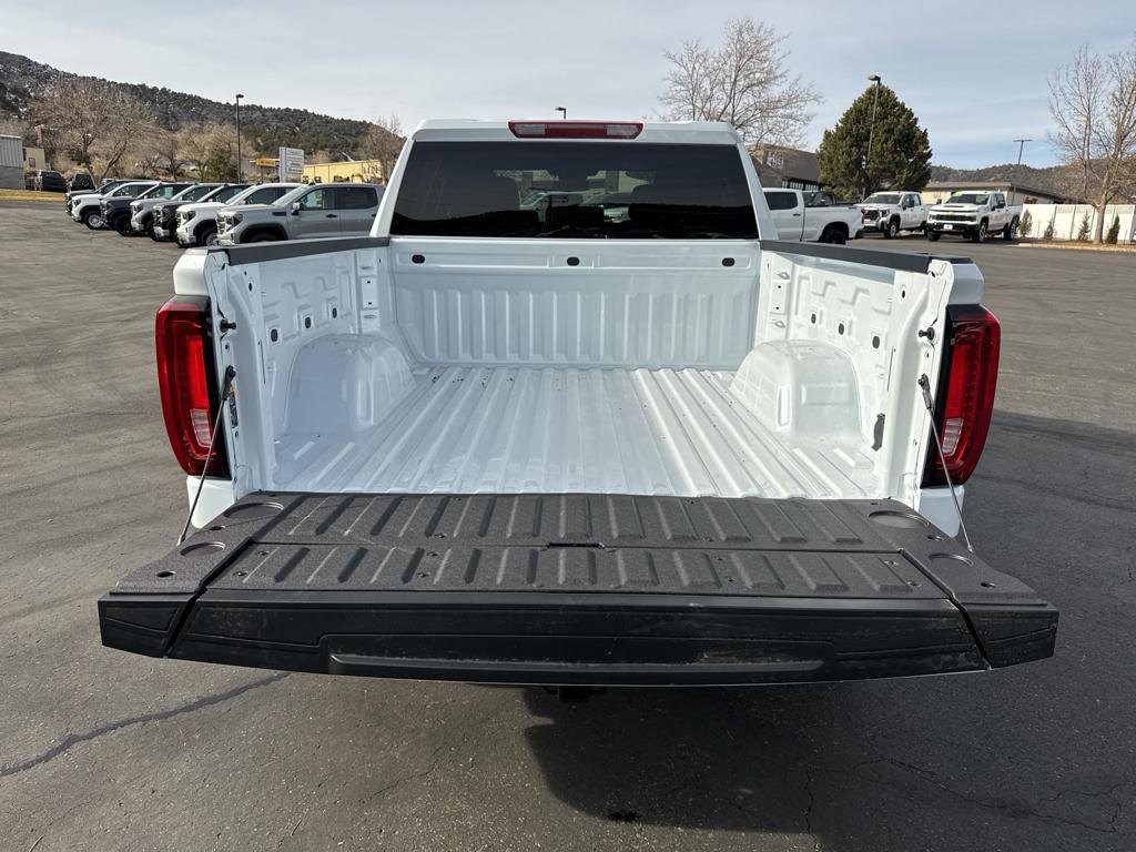 New 2026 GMC Sierra 1500 SLT w/ SLT Convenience Package image 9