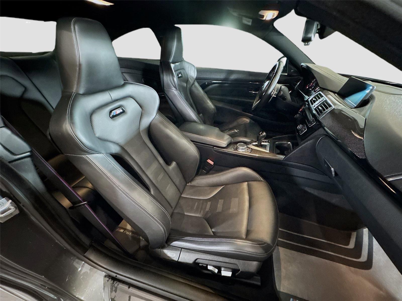 Used 2019 BMW M4 Coupe w/ Competition Package RWD image 12
