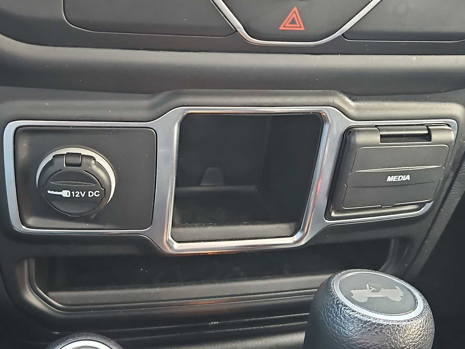 Used 2021 Jeep Wrangler Unlimited Sport image 28