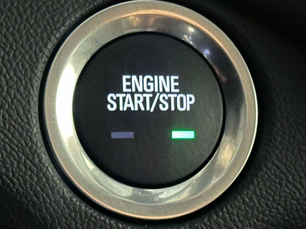Used 2024 Chevrolet Equinox LT FWD image 30