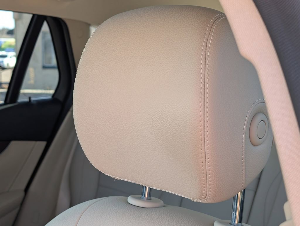 Certified 2022 Mercedes-Benz GLC 300 4MATIC image 13