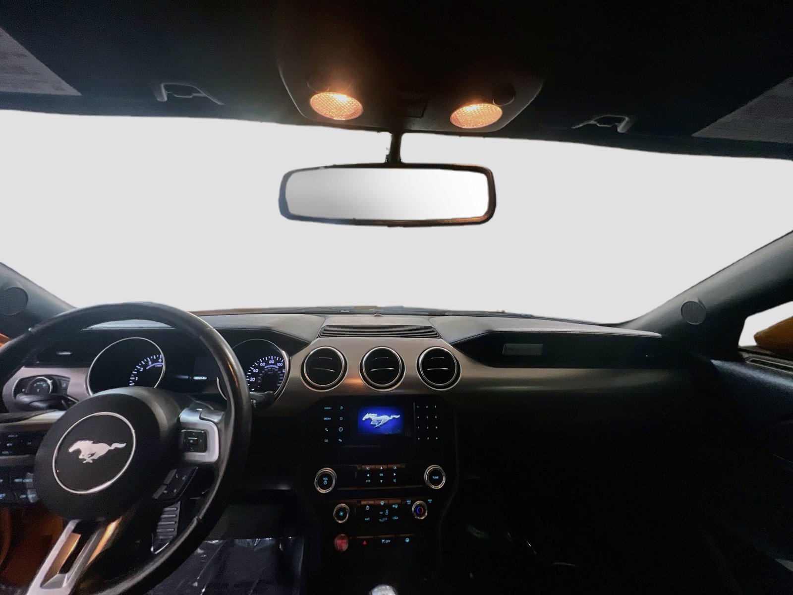 Used 2019 Ford Mustang GT RWD image 15