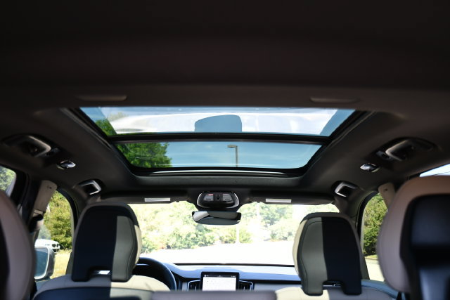 New 2026 Volvo XC90 B6 Plus w/ Protection Package Premier AWD/4WD image 30
