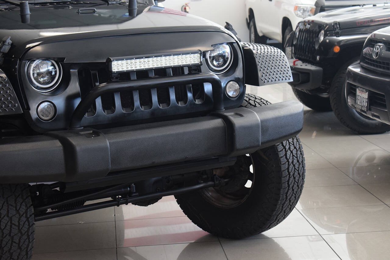 Used 2008 Jeep Wrangler X AWD/4WD image 10