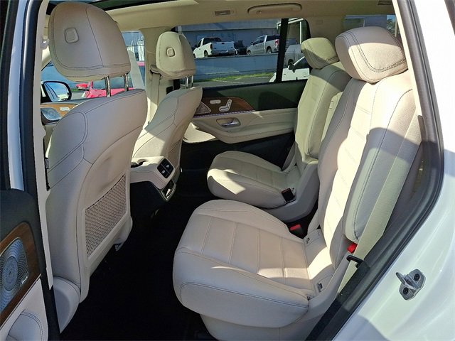 Used 2022 Mercedes-Benz GLS 450 4MATIC image 8