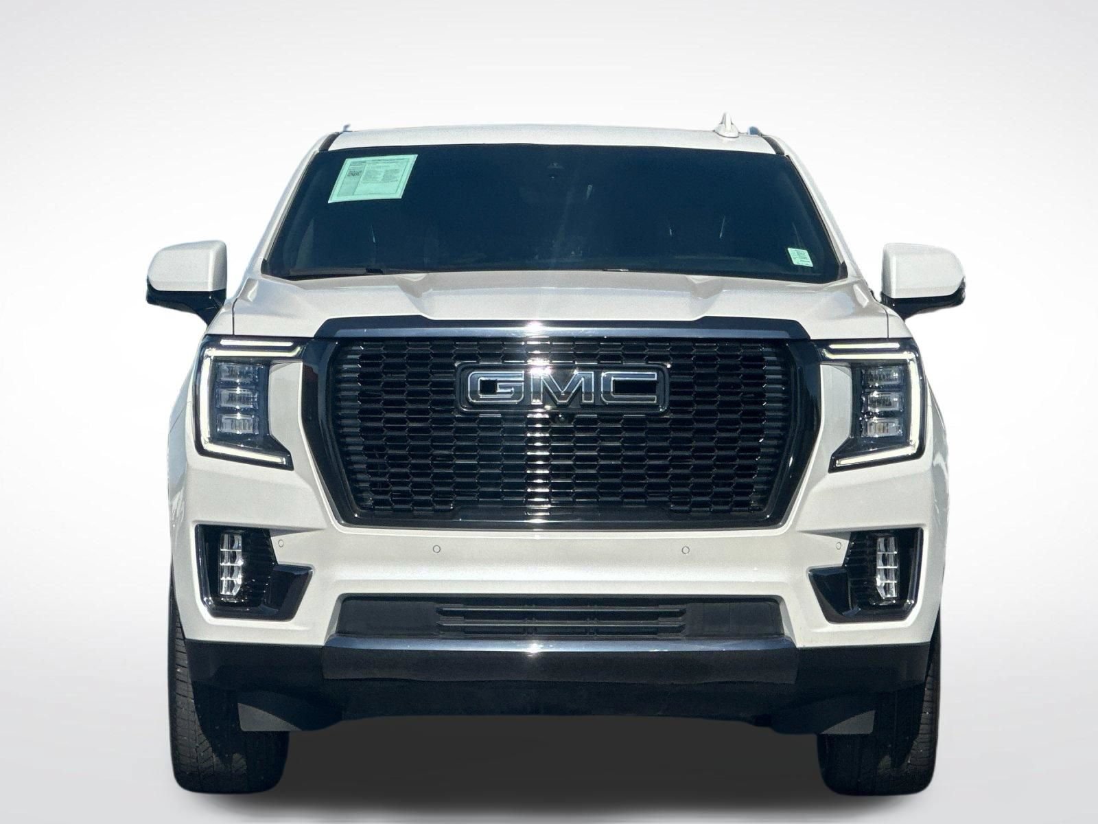 Used 2023 GMC Yukon Denali Ultimate AWD/4WD image 8