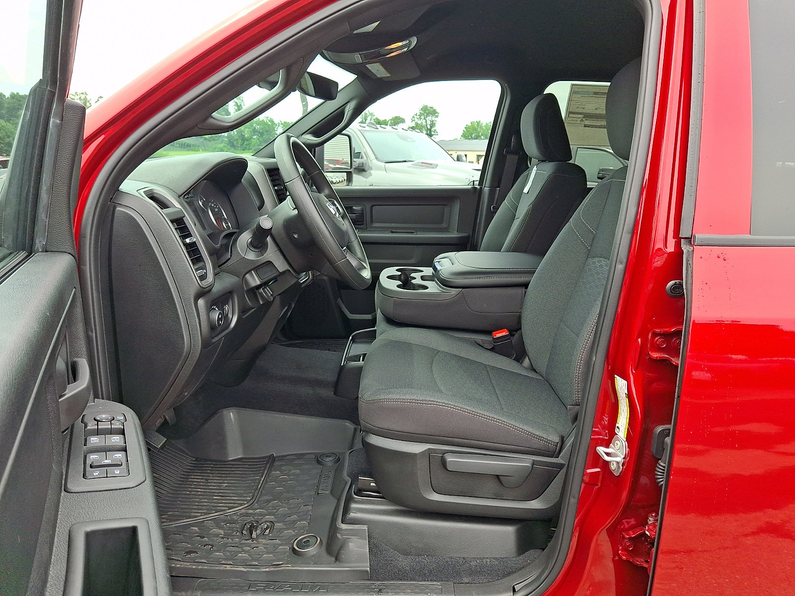 New 2026 RAM 3500 Tradesman AWD/4WD image 8