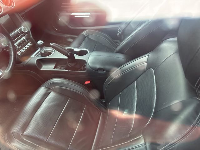 Used 2021 Ford Mustang GT RWD image 5