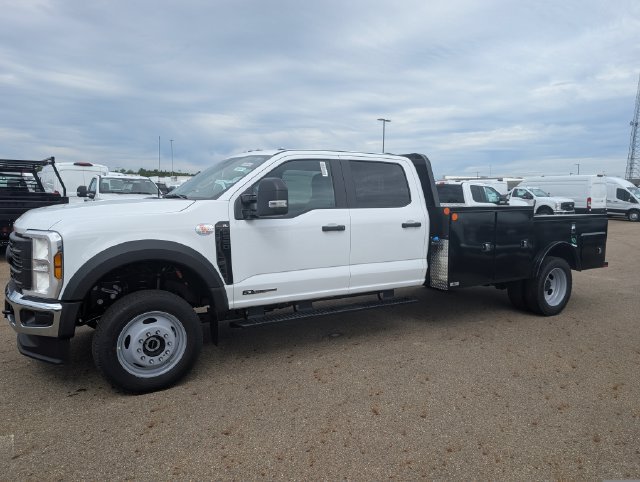 New 2027 Ford F550 4x4 Crew Cab image 5