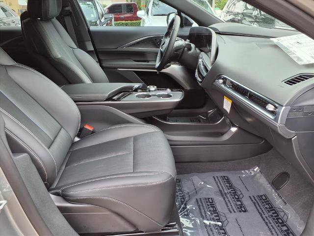 New 2026 Cadillac Lyriq V image 10