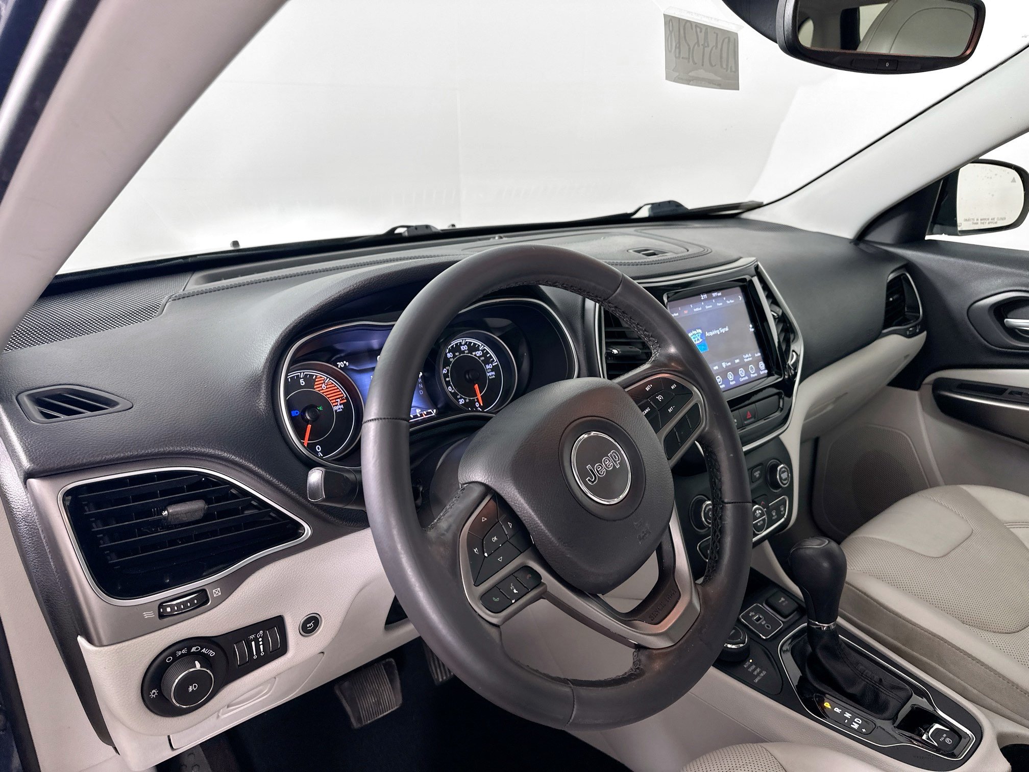 Used 2020 Jeep Cherokee Limited AWD/4WD image 10