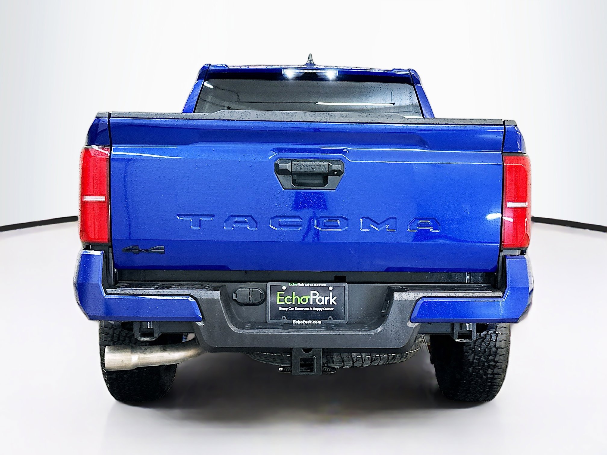Used 2025 Toyota Tacoma TRD Off-Road AWD/4WD image 7