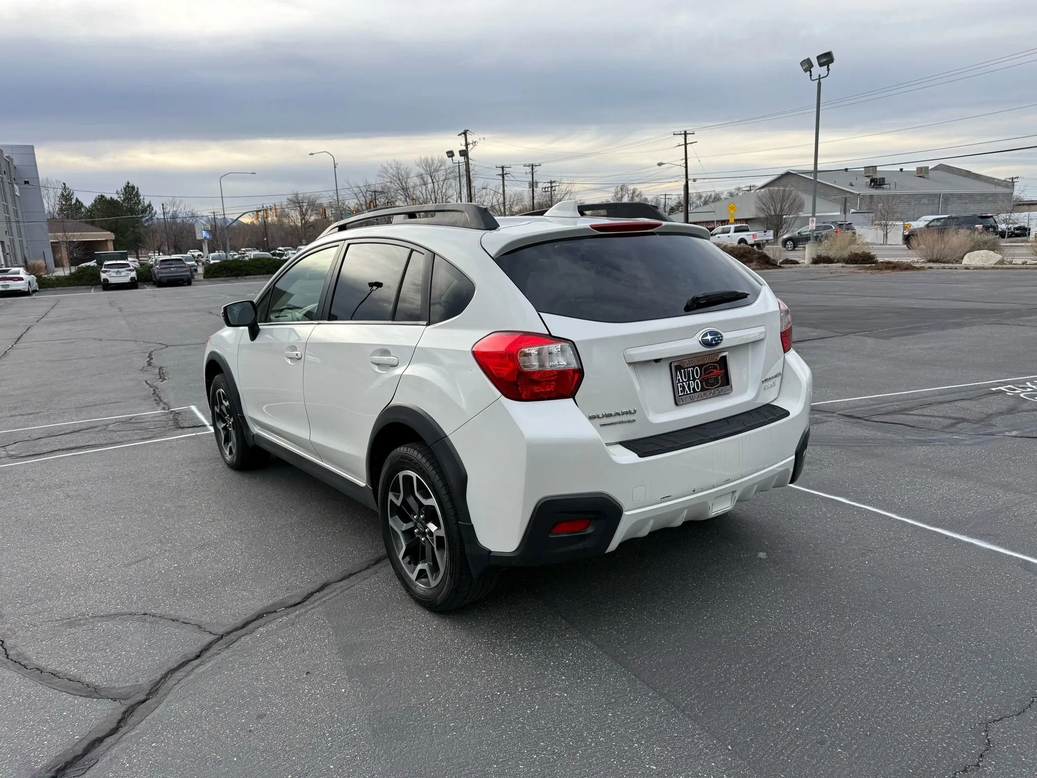 Used 2016 Subaru Crosstrek 2.0i Limited w/ Popular Package #2 image 7