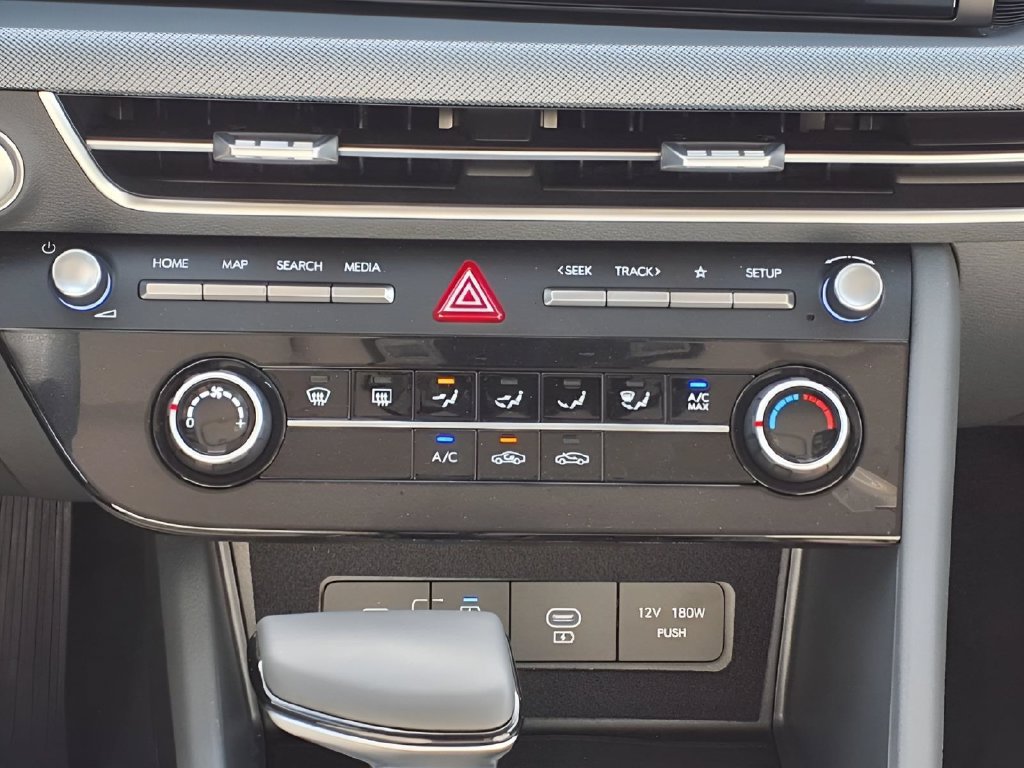 Used 2026 Hyundai Sonata SE FWD image 14