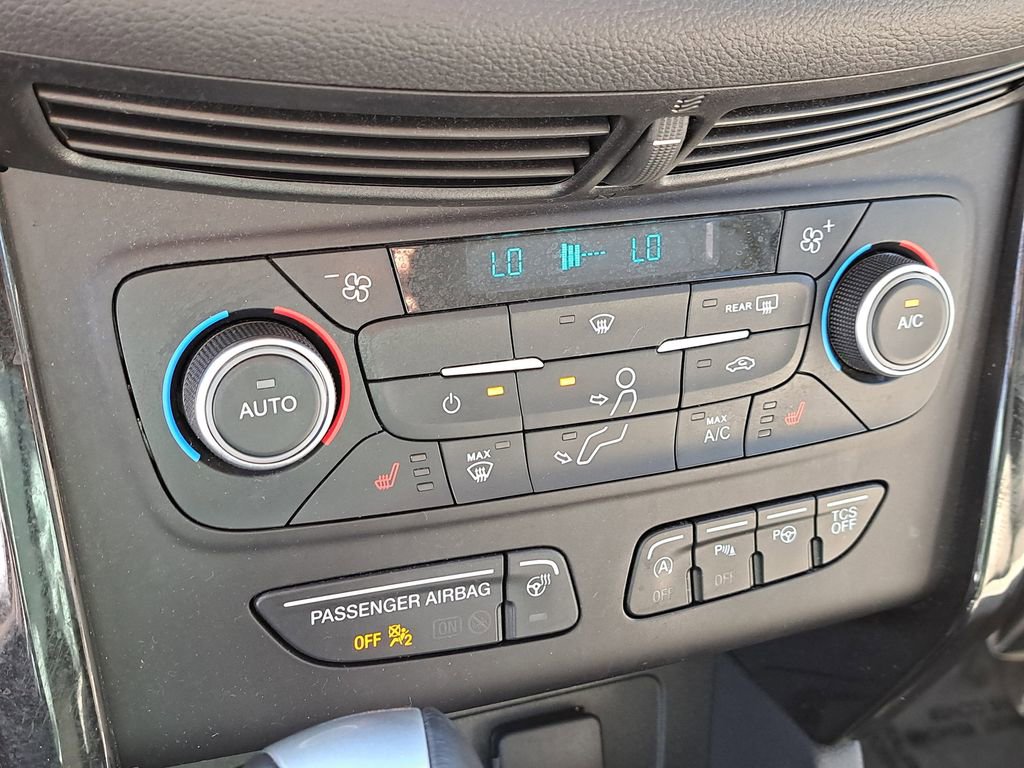 Used 2018 Ford Escape Titanium w/ Ford Safe & Smart Package image 25