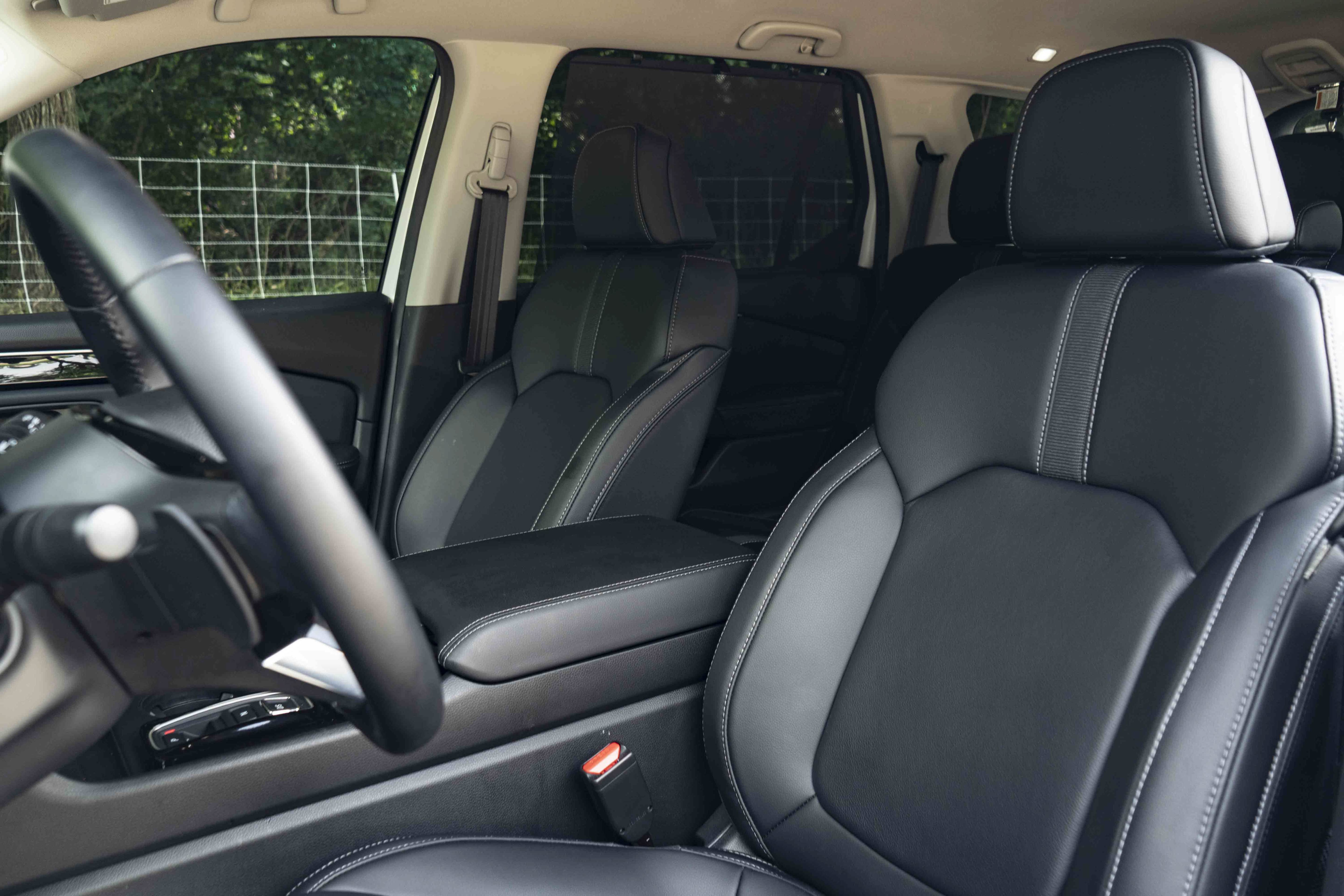Used 2025 Honda Pilot EX-L image 17