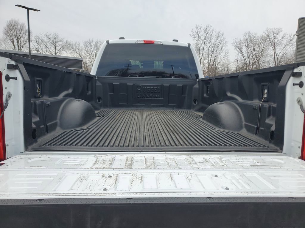 Certified 2025 Ford F250 XLT image 8