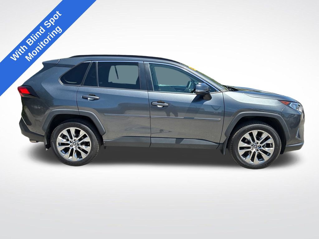Used 2020 Toyota RAV4 XLE Premium AWD/4WD image 2