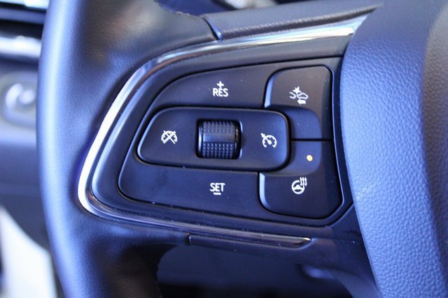 Used 2025 Buick Envista Sport Touring image 14