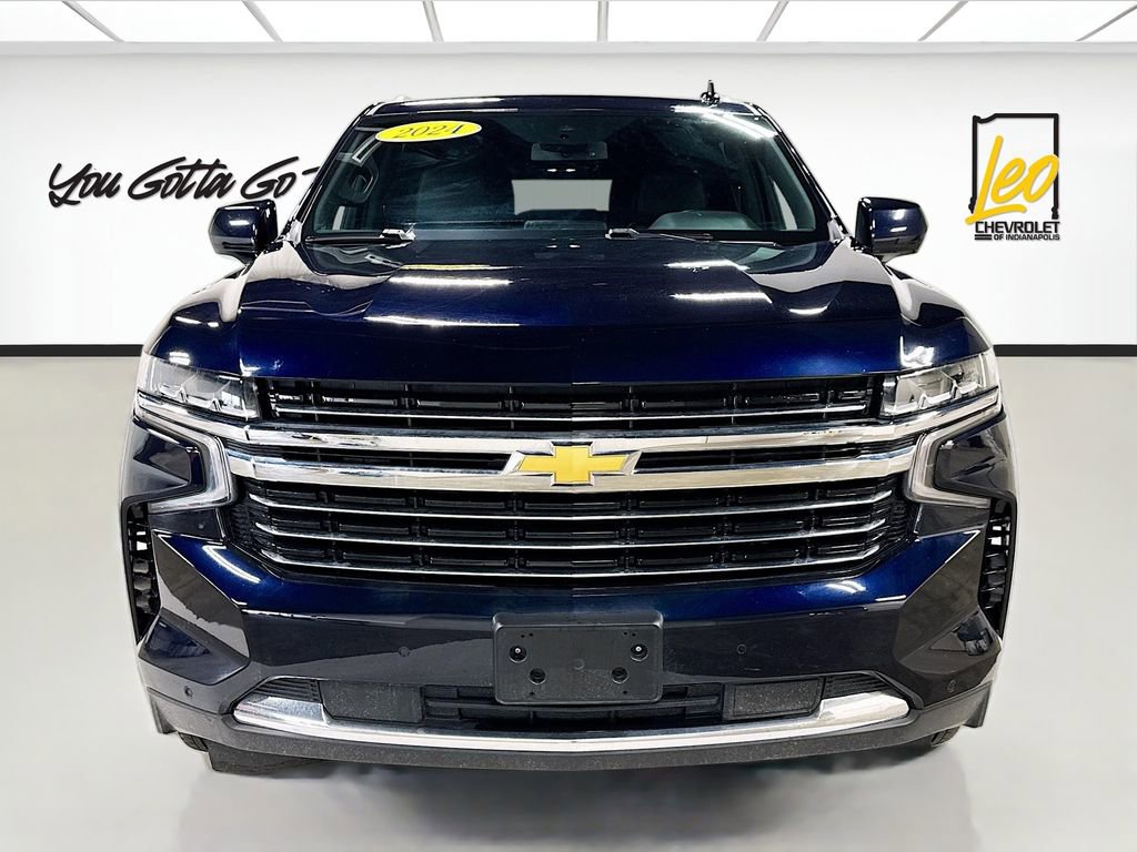 Used 2024 Chevrolet Suburban LT AWD/4WD image 2