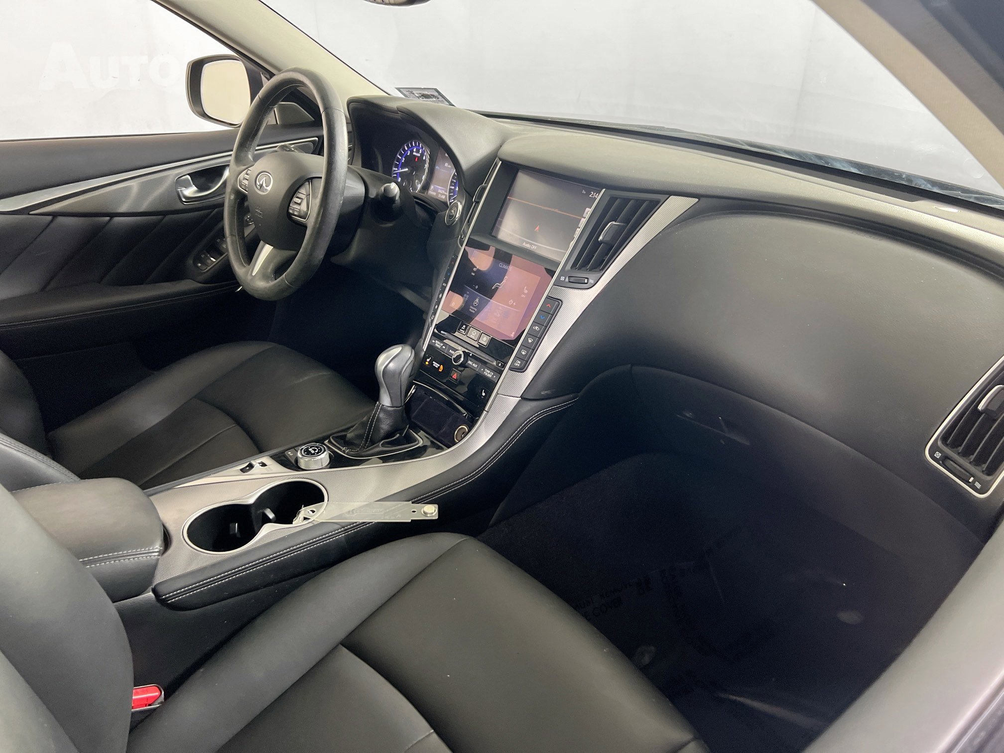 Used 2017 INFINITI Q50 3.0t Premium w/ 3.0T Premium Plus Package image 28