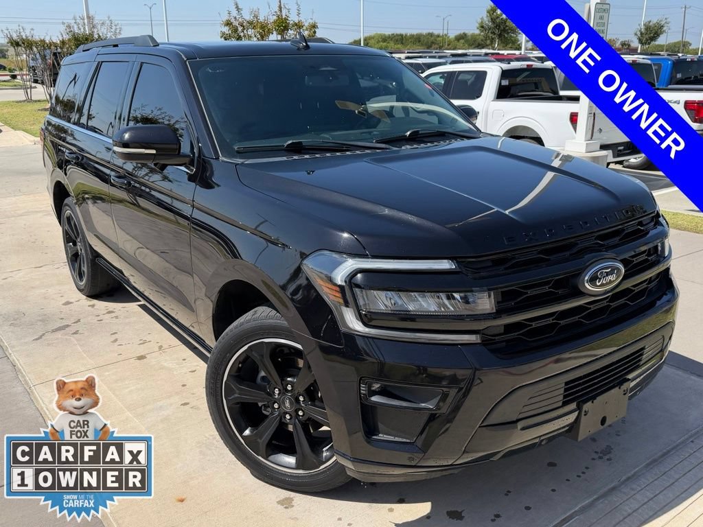 Used 2023 Ford Expedition Limited RWD image 4