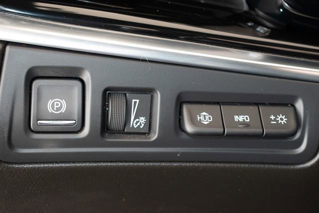 Used 2023 Cadillac XT6 Sport w/ Technology Package AWD/4WD image 38