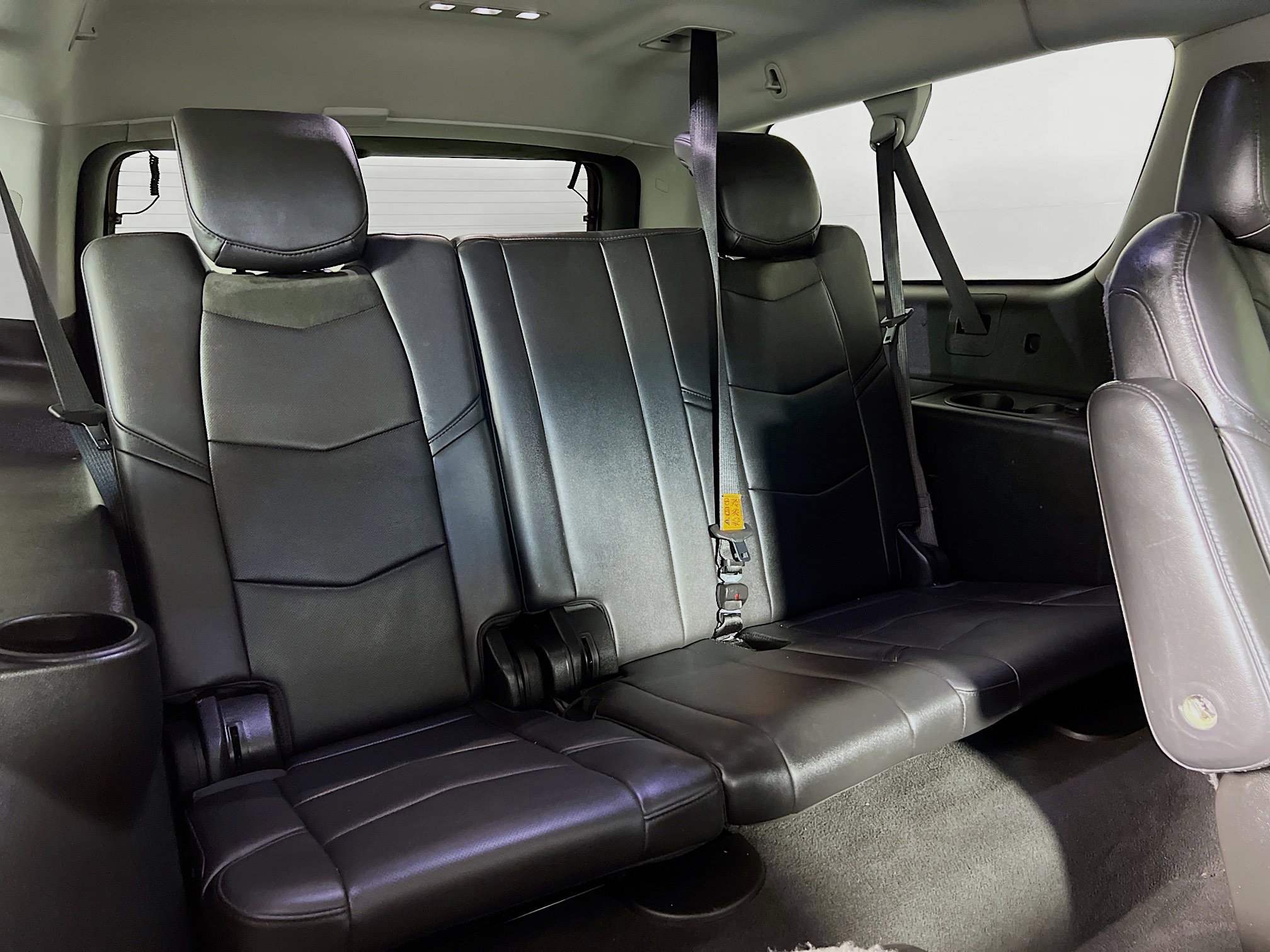 Used 2019 Cadillac Escalade ESV Luxury AWD/4WD image 25