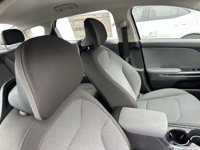 New 2025 Kia K4 LXS image 23