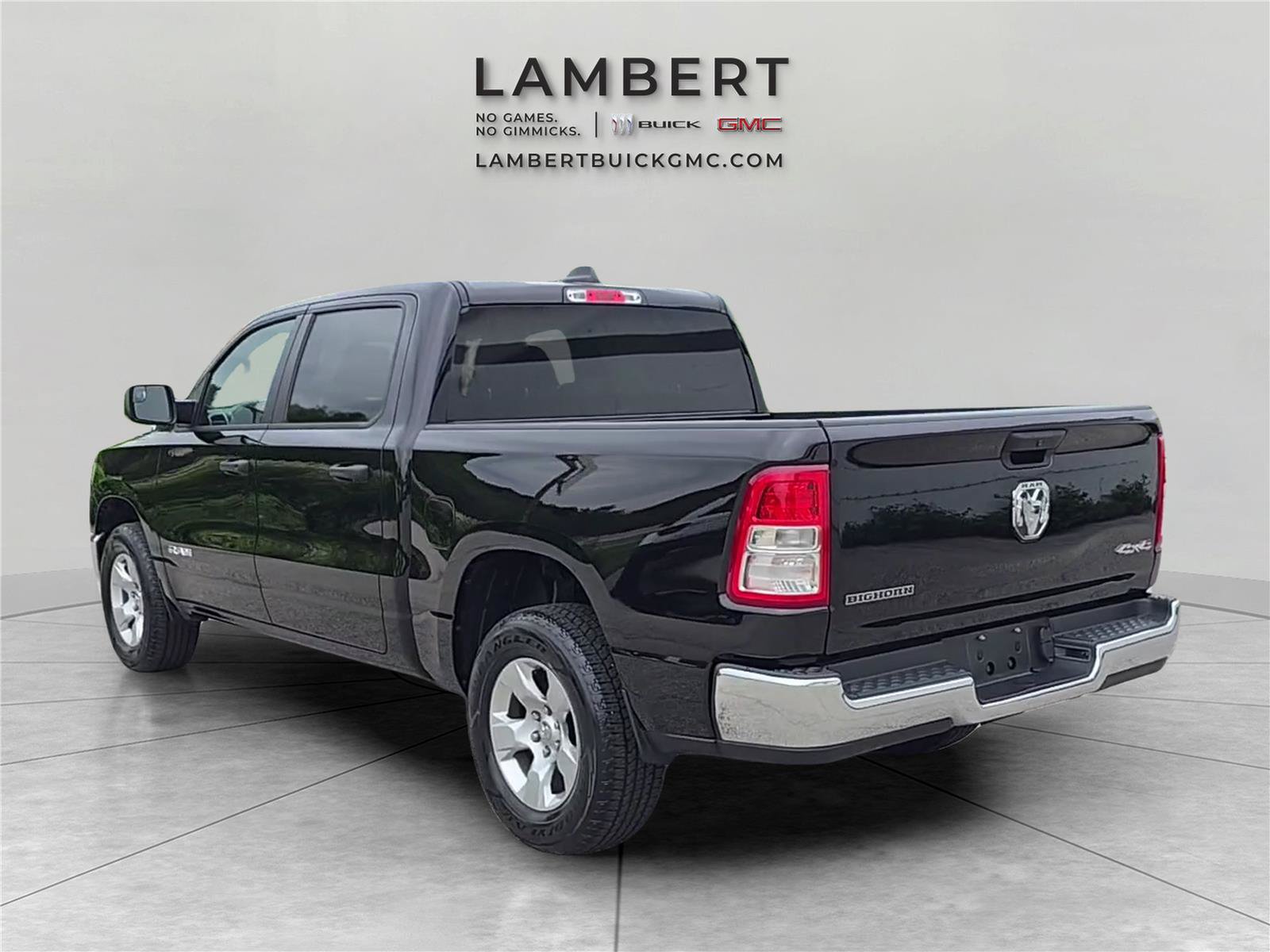 Used 2023 RAM 1500 Big Horn AWD/4WD image 3