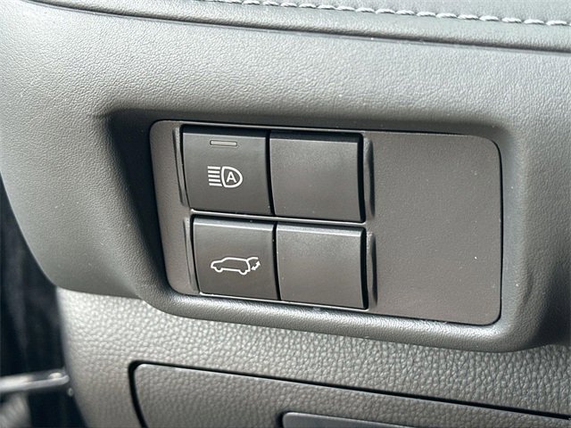 Used 2022 Toyota Highlander XLE image 16