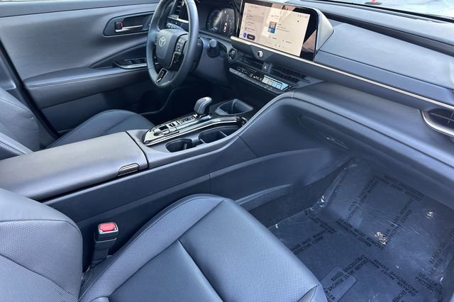 Certified 2026 Toyota Crown AWD/4WD image 19