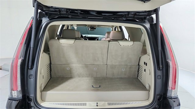 Used 2020 Cadillac Escalade Luxury image 20