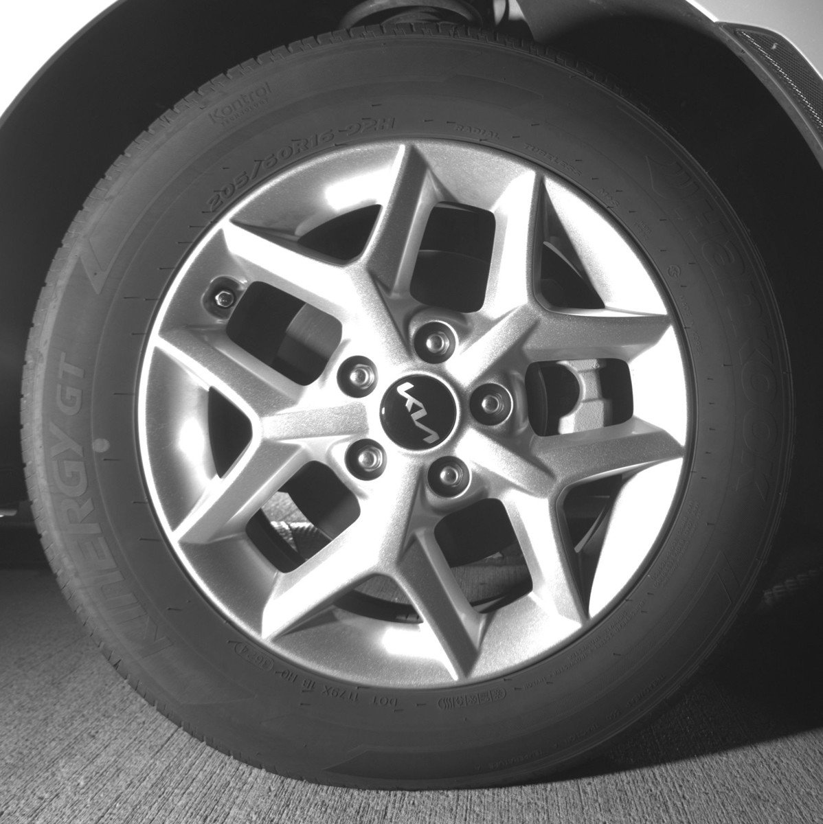Used 2025 Kia Soul LX w/ LX Technology Package FWD image 13