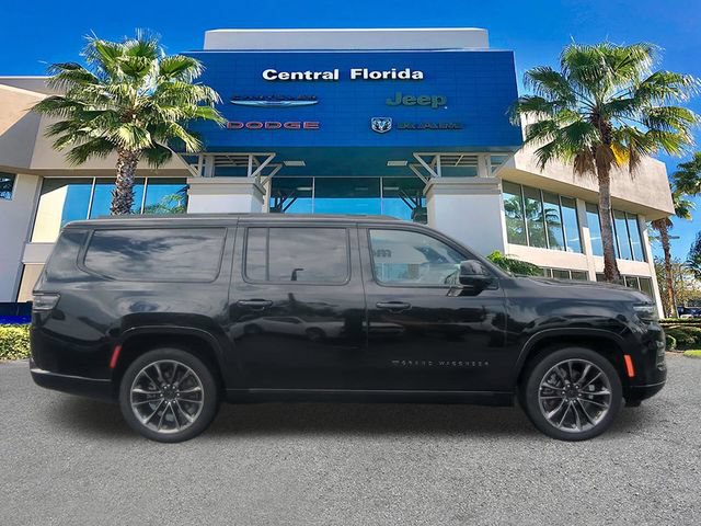 Certified 2025 Jeep Grand Wagoneer L Series III w/ Rear Seat Video Group 1 AWD/4WD image 4