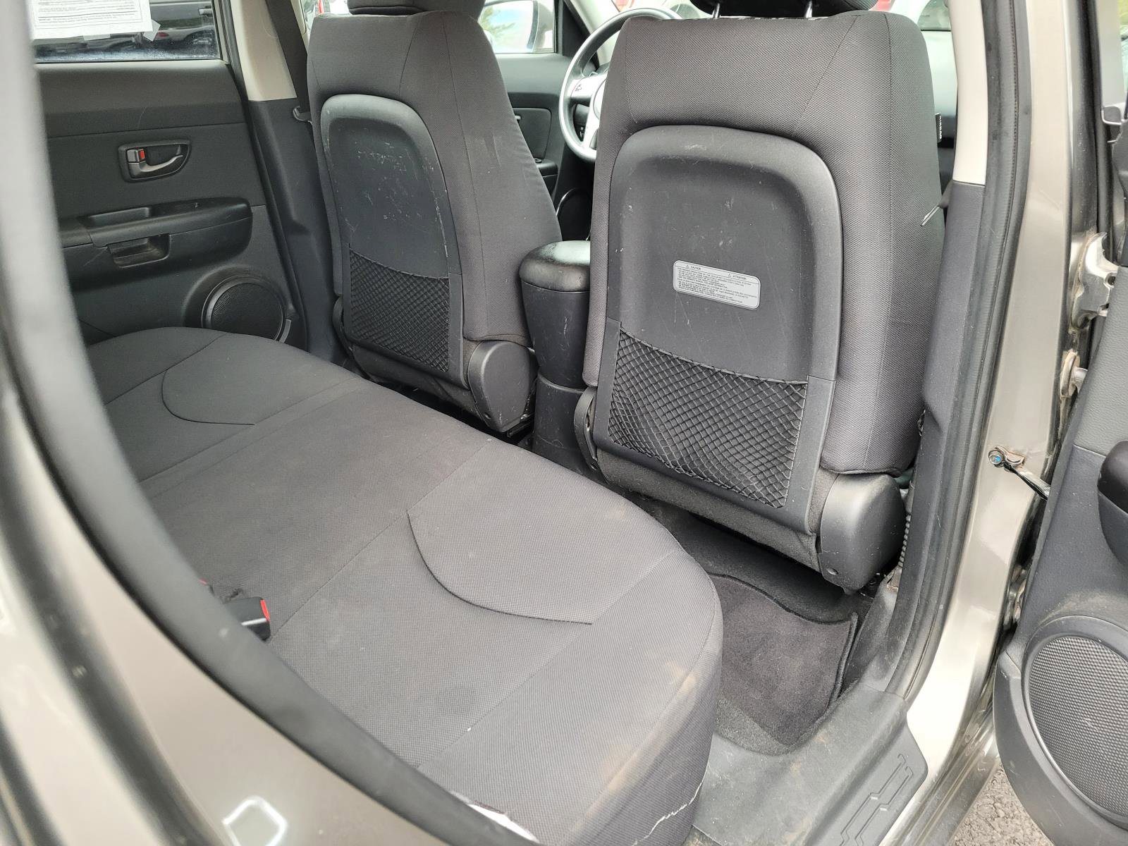 Used 2011 Kia Soul + w/ Audio Pkg image 19