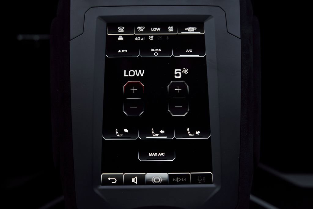 Used 2024 Lamborghini Huracan STO RWD image 67