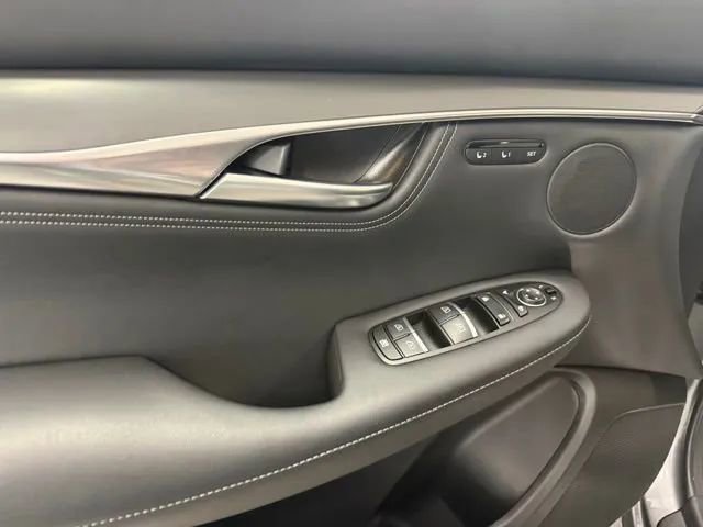 Used 2025 INFINITI QX55 Luxe w/ Accent Package image 15