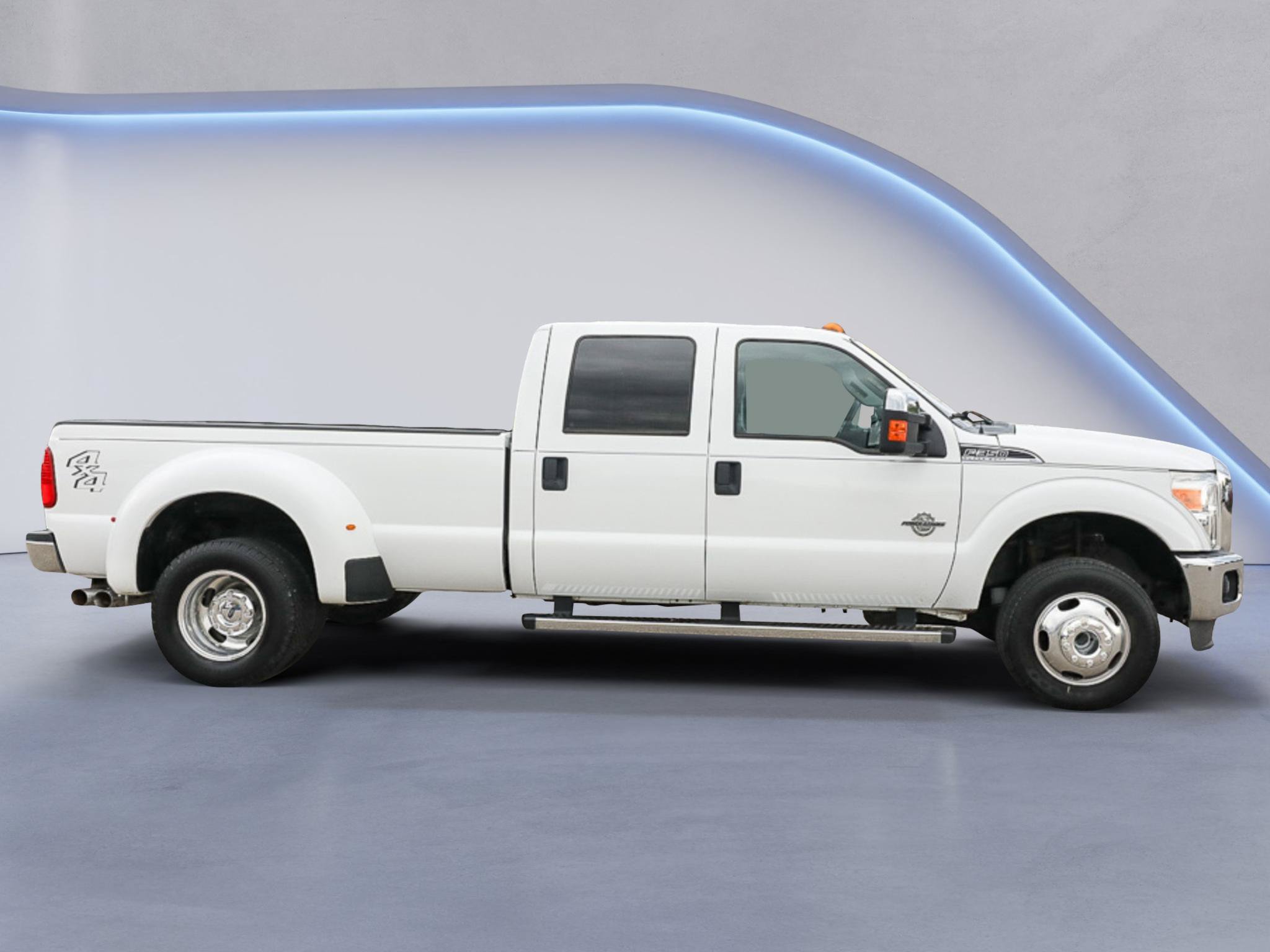 Used 2014 Ford F350 XLT w/ XLT Premium Package AWD/4WD image 9