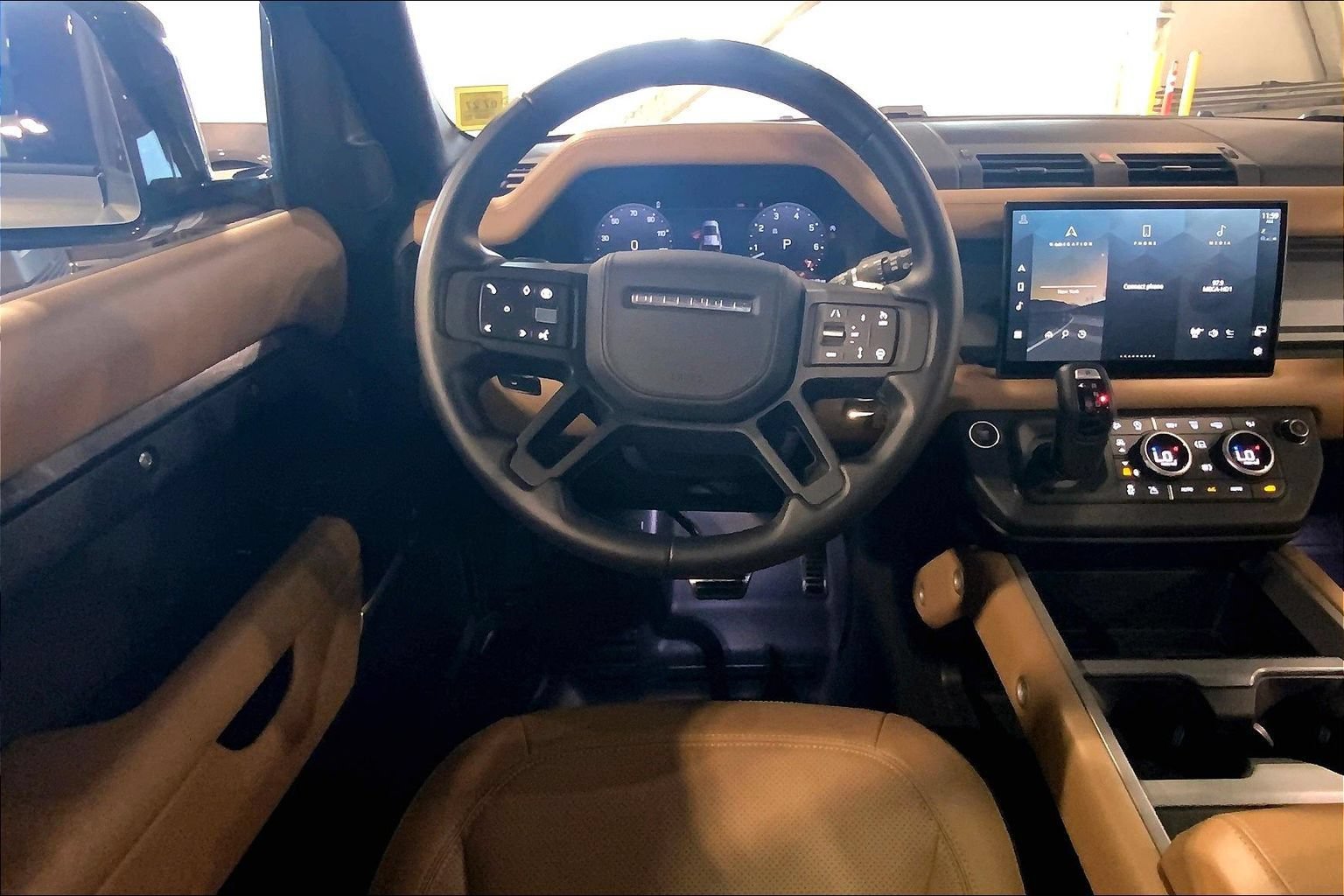 Certified 2025 Land Rover Defender 110 V8 AWD/4WD image 5
