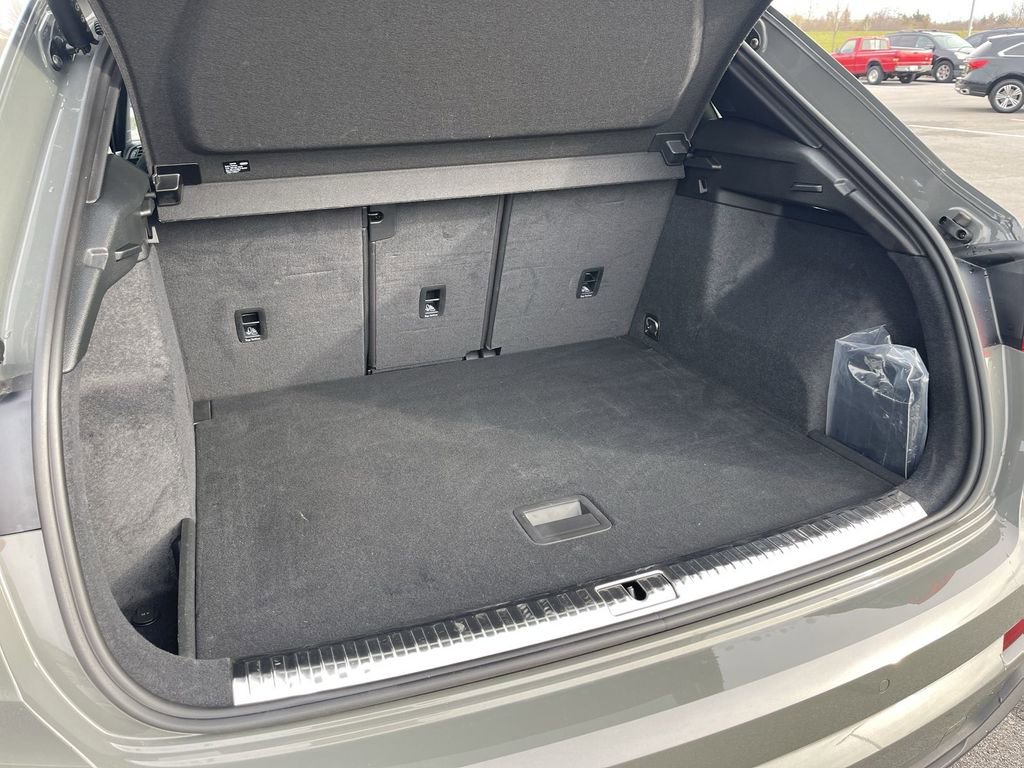 Used 2025 Audi Q3 2.0T Premium image 15