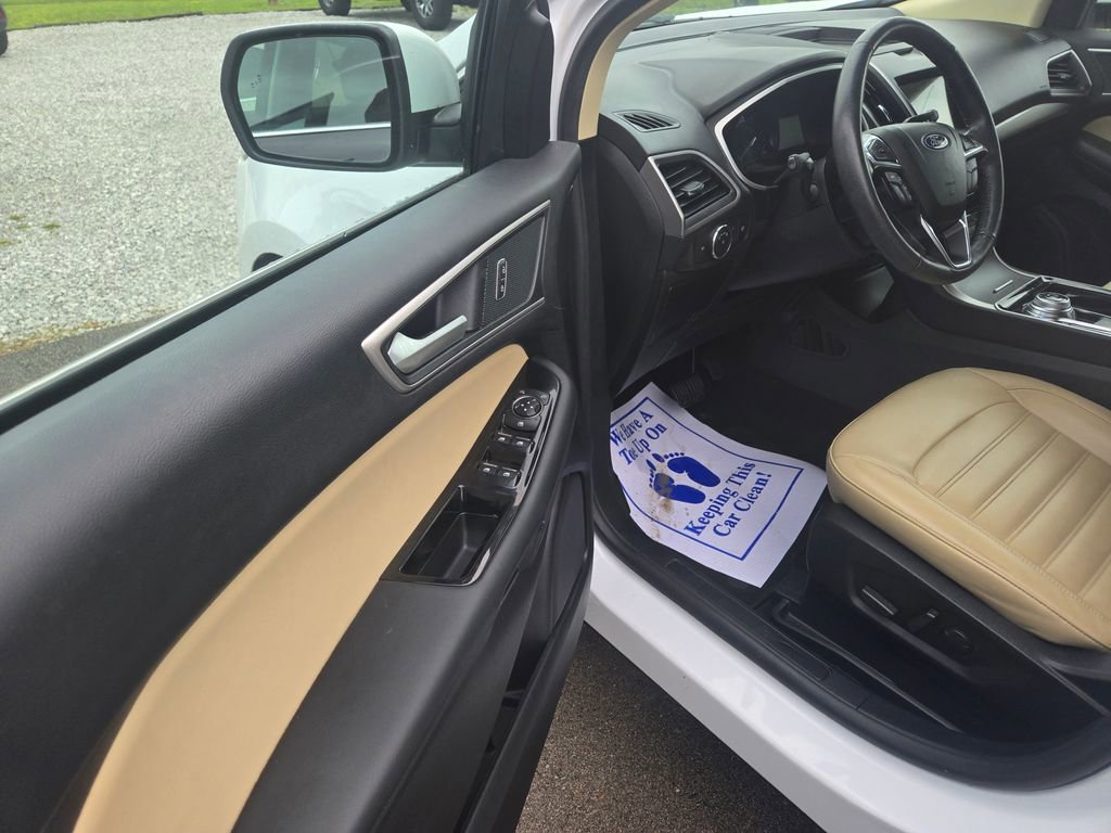 Used 2020 Ford Edge SEL FWD image 6