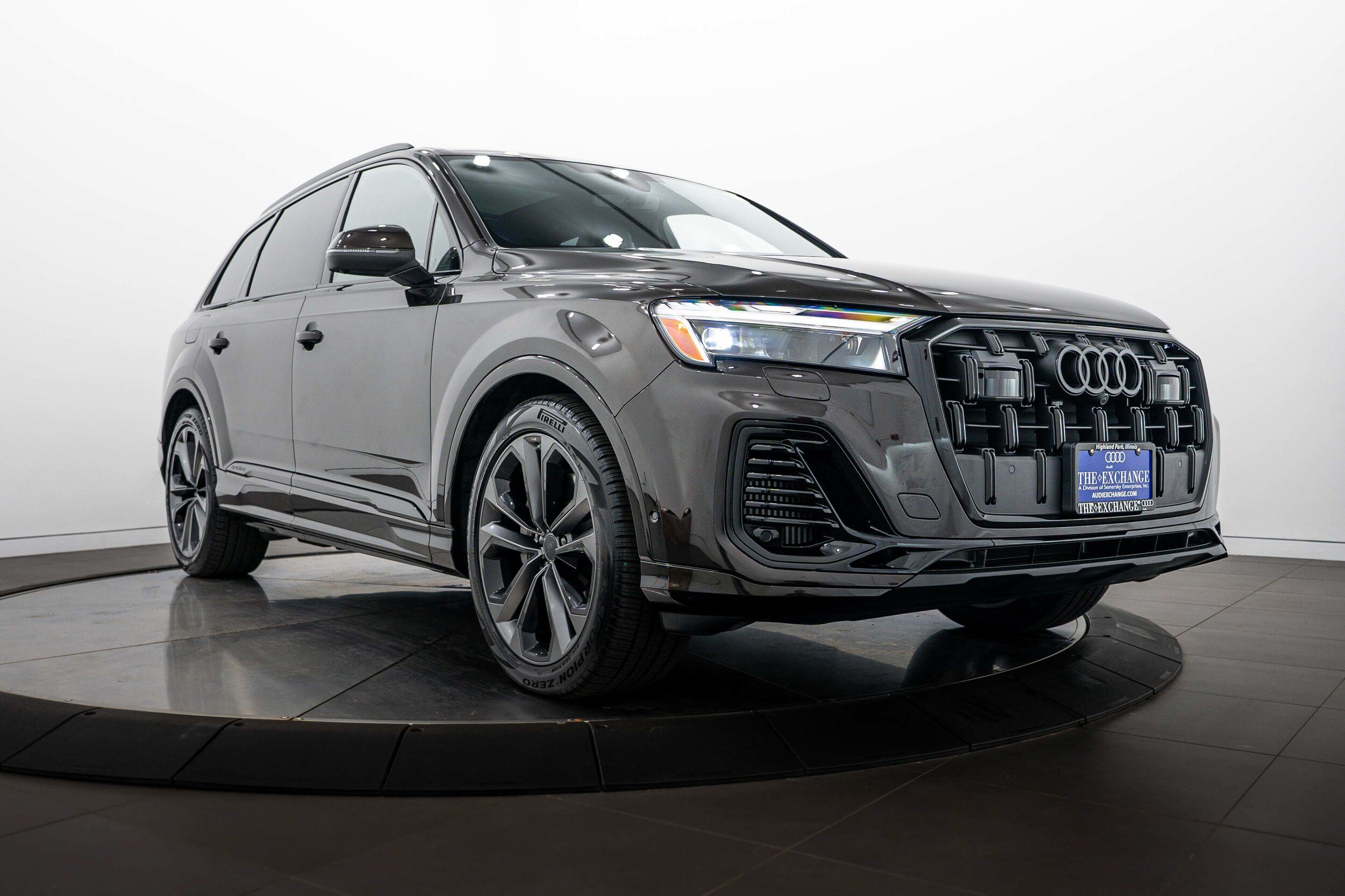 Used 2026 Audi Q7 3.0T Premium Plus w/ Premium Plus Package AWD/4WD image 2