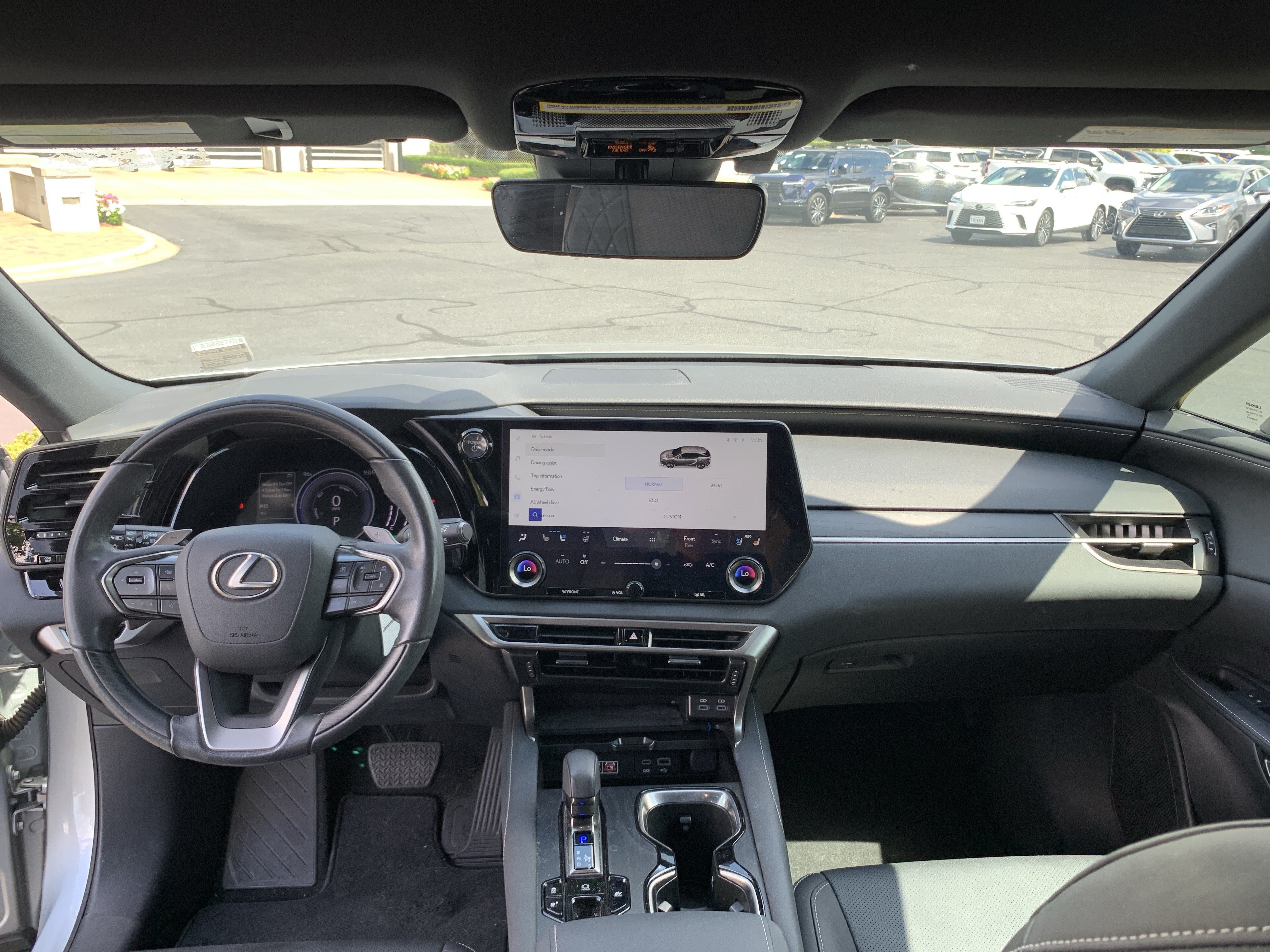 Used 2024 Lexus RX 350h w/ Cold Area Package AWD/4WD image 30